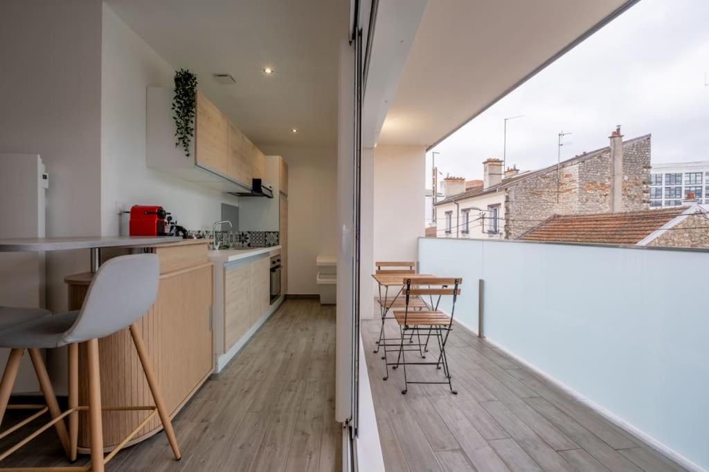 Le Trianon - Parking Prive Apartment Reims Bagian luar foto