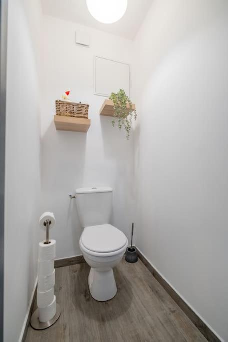 Le Trianon - Parking Prive Apartment Reims Bagian luar foto