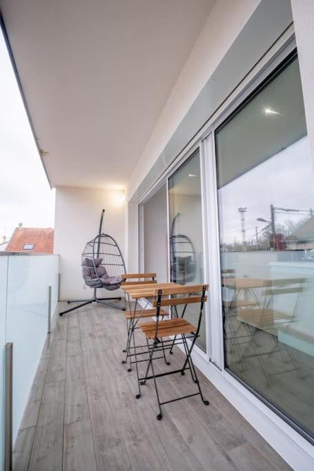 Le Trianon - Parking Prive Apartment Reims Bagian luar foto