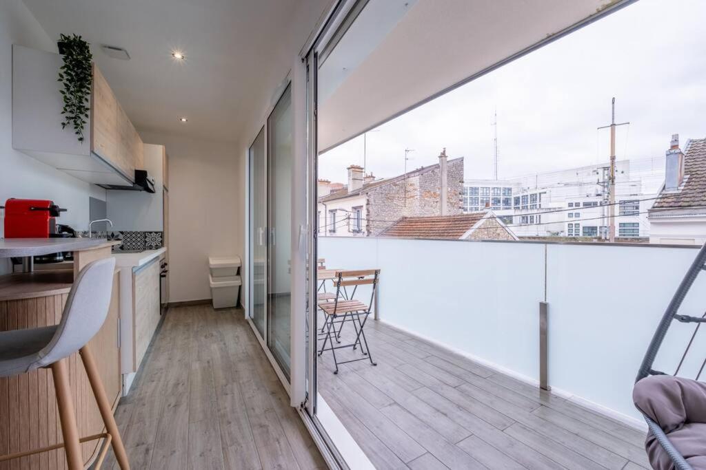 Le Trianon - Parking Prive Apartment Reims Bagian luar foto