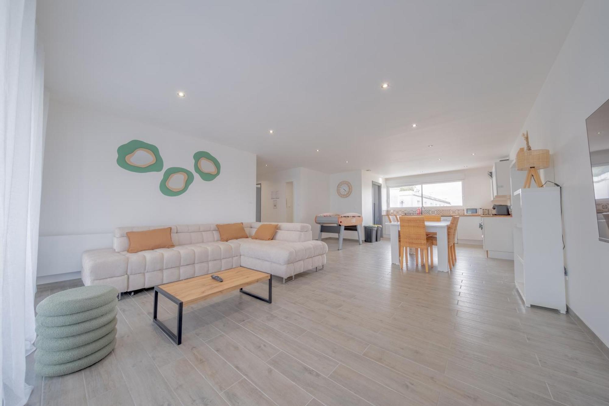 Le Trianon - Parking Prive Apartment Reims Bagian luar foto