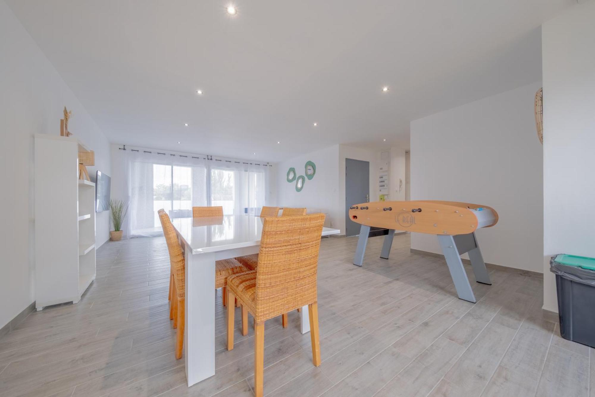 Le Trianon - Parking Prive Apartment Reims Bagian luar foto