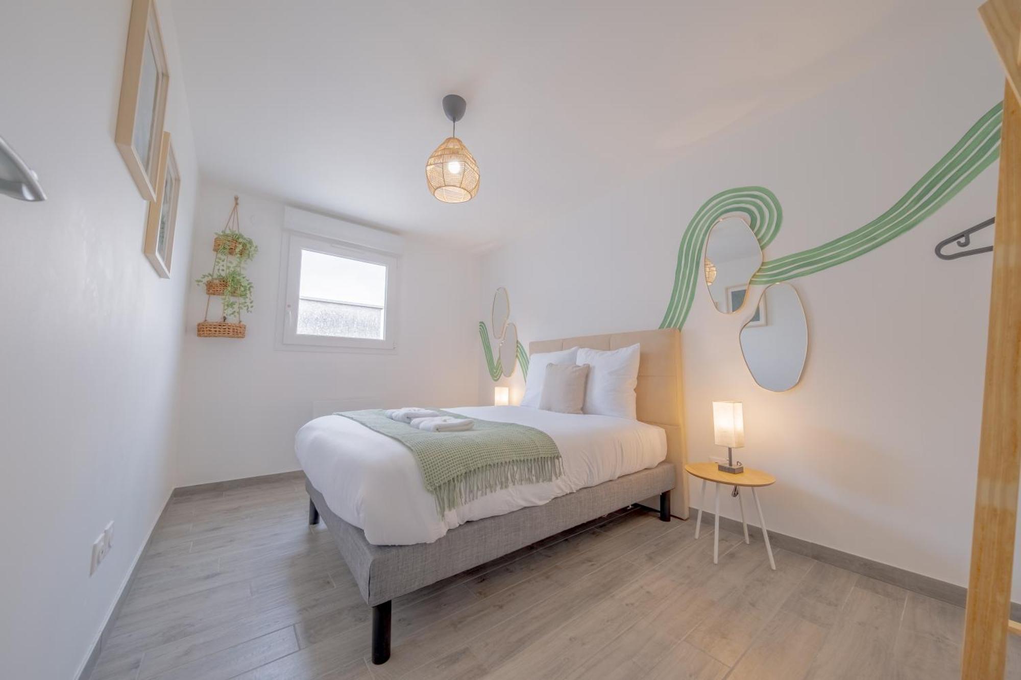 Le Trianon - Parking Prive Apartment Reims Bagian luar foto