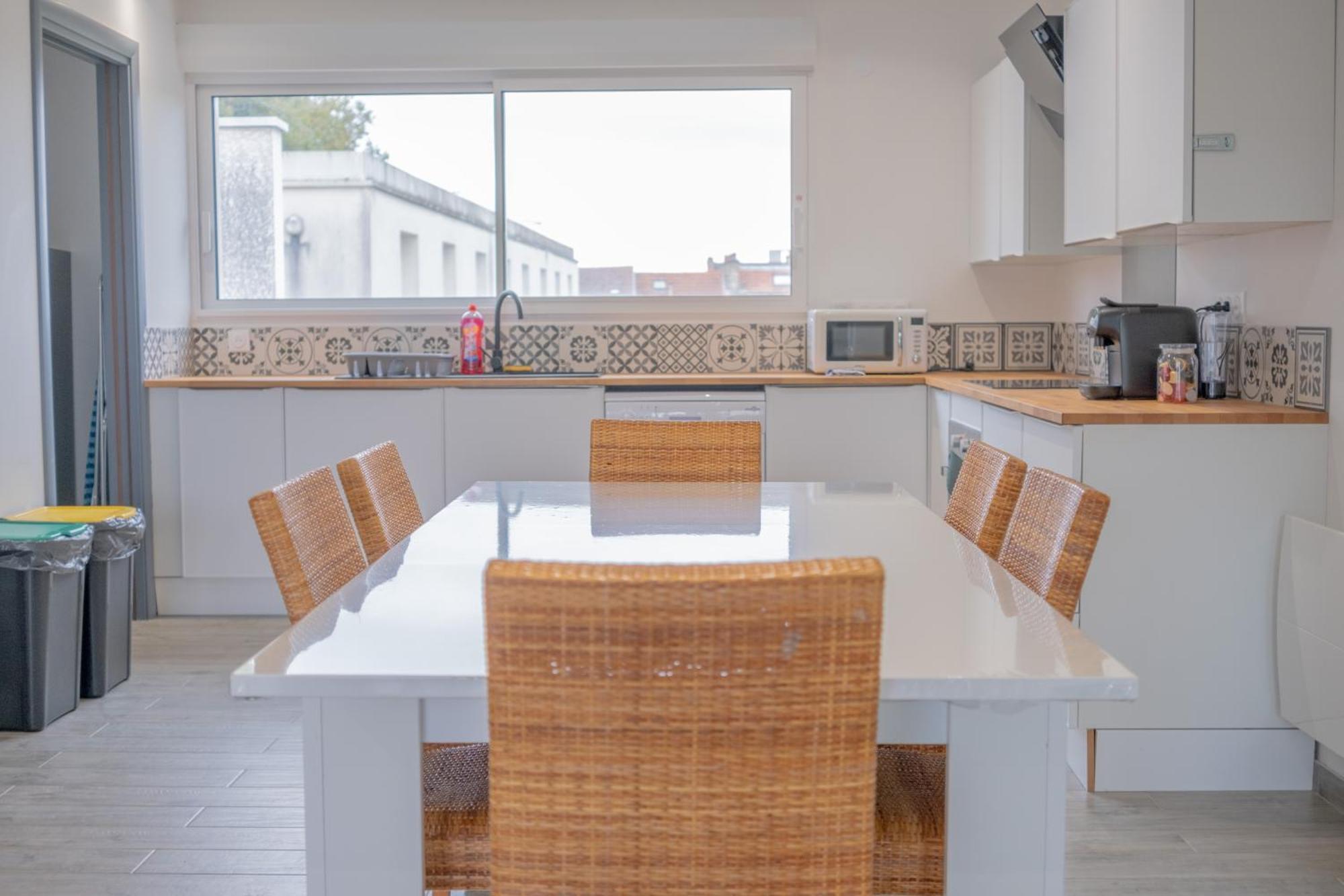 Le Trianon - Parking Prive Apartment Reims Bagian luar foto